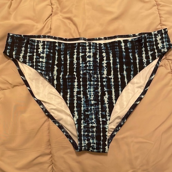 New Old Navy Bikini Bottom Size 2X Plus - Picture 1 of 4